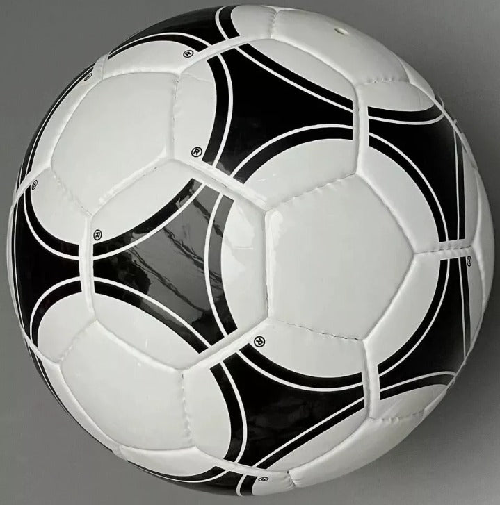 Unisex-Adult Tango Glider Soccer Ball with bracelet
