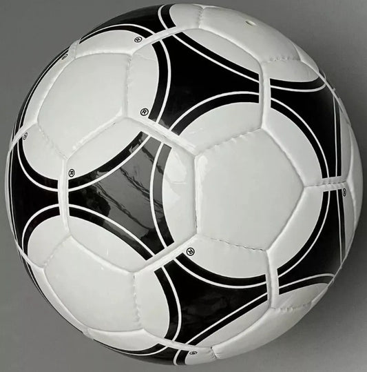 Unisex-Adult Tango Glider Soccer Ball with bracelet